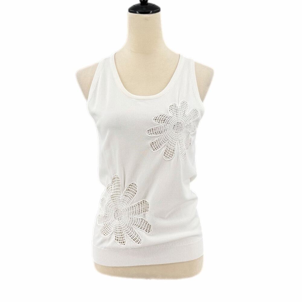 Worth White Crochet Embroidered Floral Daisy Sleeveless Scoop Neck Tank Top